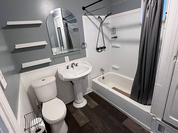 5th image of 2636 N Richards St #1