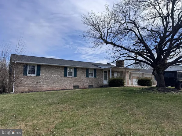 5 Sunset Dr, Gettysburg, PA 17325