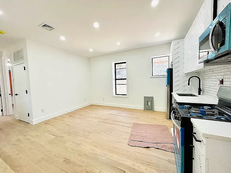 858 Linden Blvd #2F — Photo 4