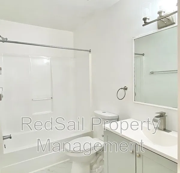 568 Candle Ln #204 — Photo 18