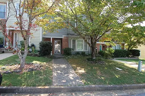 223 Triple Oaks Dr Photo 1