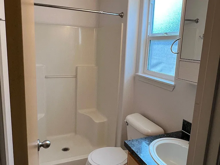 5742 Valleywood Loop SE — Photo 6