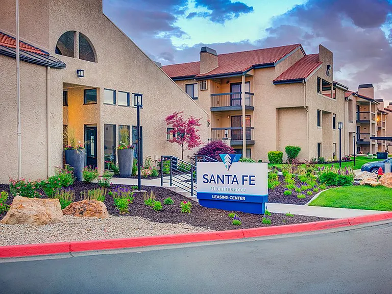 Santa Fe at Cottonwood — Photo 46