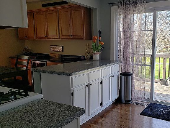 3rd image of 20228 S Jonquil Ln