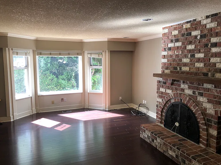 Penny Ln — Photo 3