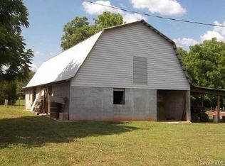 215 Beaver Dam Rd, Woodleaf, NC 27054