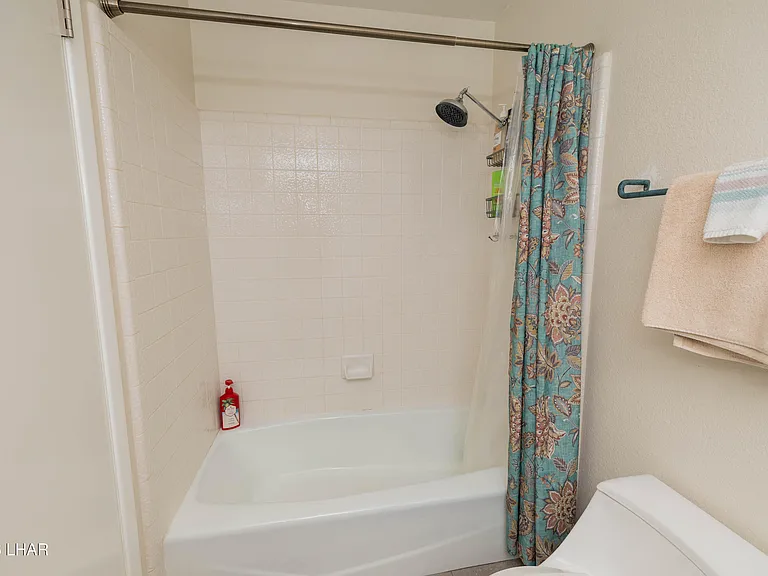 9170 Riverside Dr #24 — Photo 19