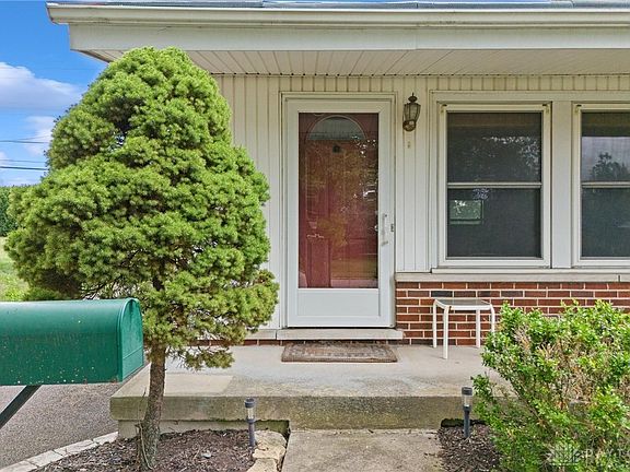 3rd image of 3328 Braddock St