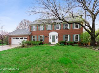 807 S River Rd, Naperville, IL 60540