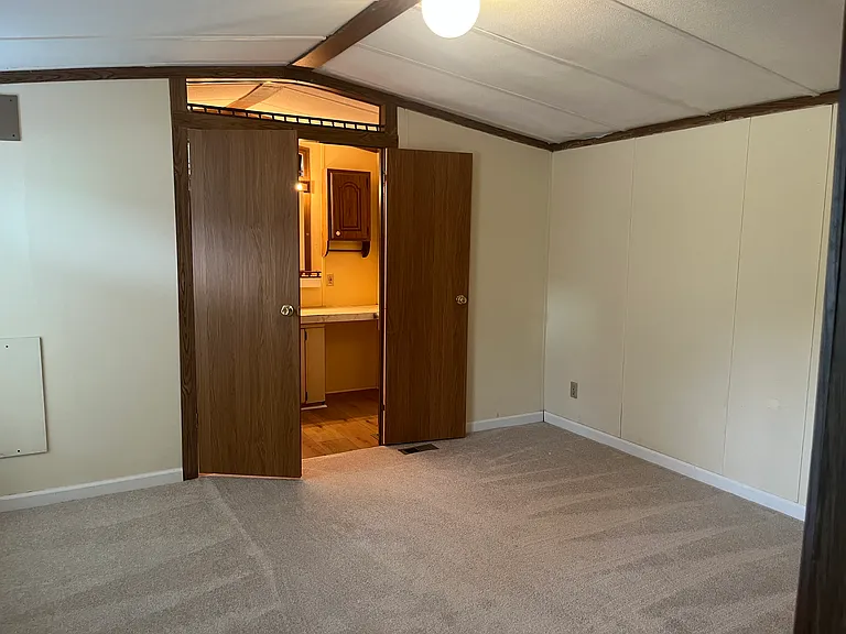 4722 Dairyland Rd — Photo 5