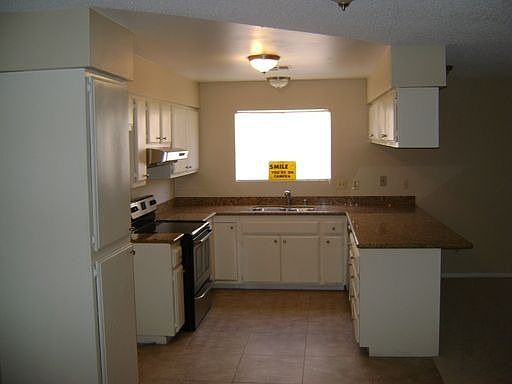 5th image of 4009 E Baltimore Ave