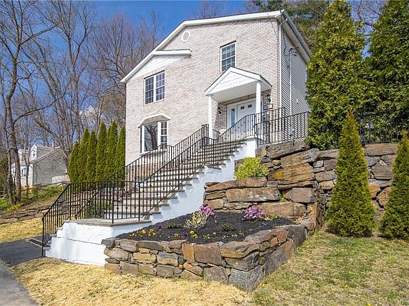2nd image of 151 Greenvale Ave