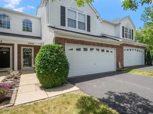 2906 Caldwell Ln, Geneva, IL 60134