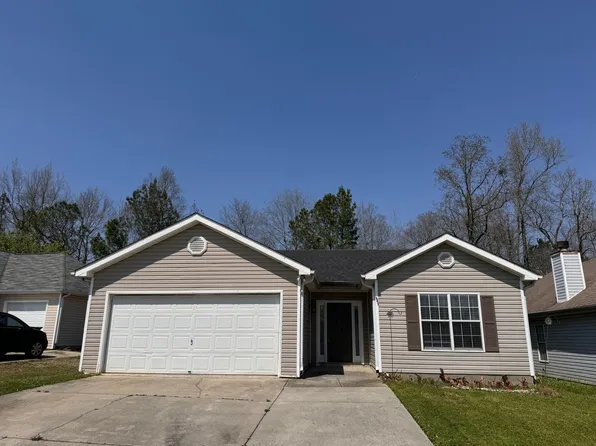 166 Cove Lndg, Calera, AL 35040