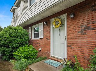 305 Southway Garden Rd, Arden, NC 28704