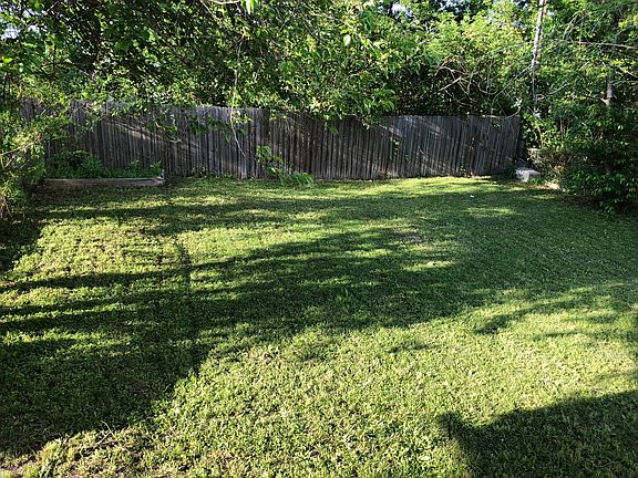 2nd image of 124A Braly Dr #A