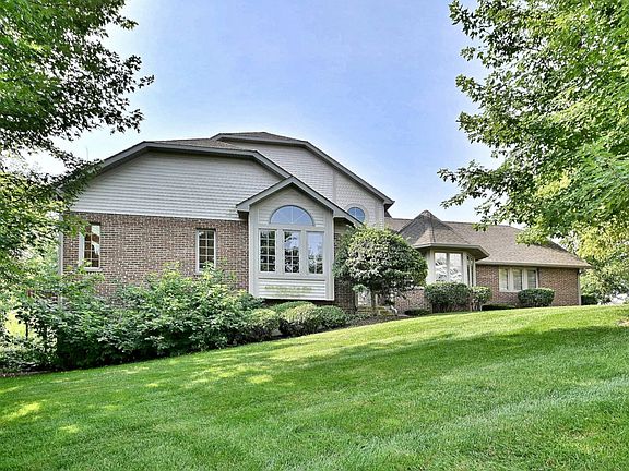 3rd image of 13845 Steepleview Ln