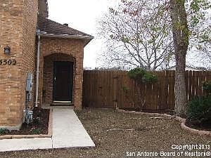 2nd image of 3502 Lynn Kaye Cir
