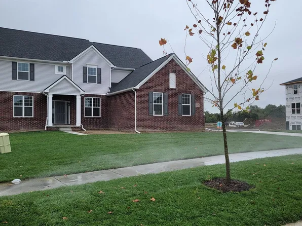 26831 International Dr, South Lyon, MI 48178