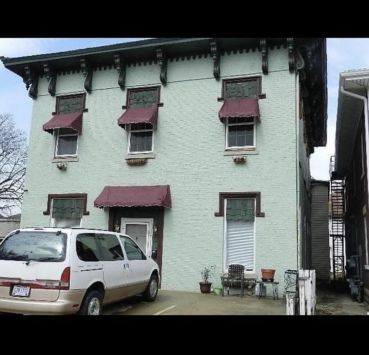1st image of 290 E Center St