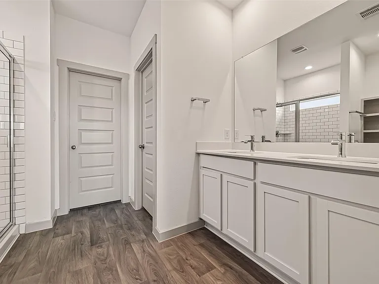 6903 Green Embers Ln — Photo 37