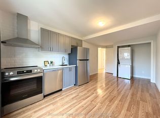 435 McAlpine Ave N #2, Welland, ON L3B 1T4