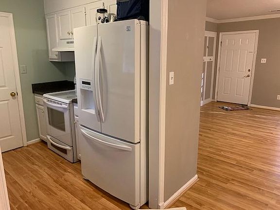 4th image of 4915 Kellywood Cir