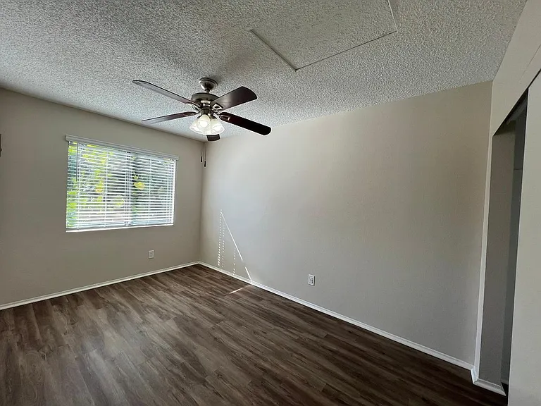 235 Willie James Jones Ave — Photo 9