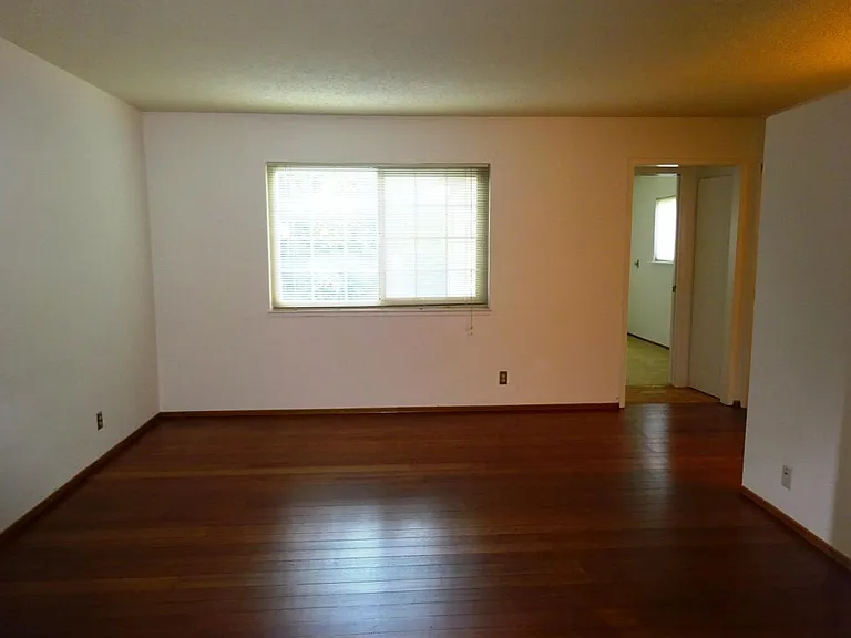1363 Terrebonne Dr — Photo 9