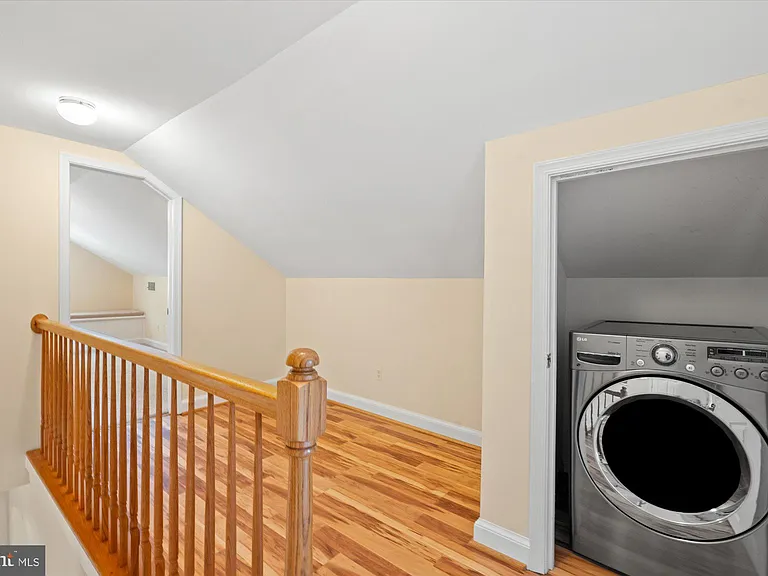 16 E Braddock Rd — Photo 39