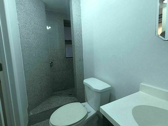 3rd image of 236 E 95th St #3F