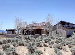 69 Alta Vista Dr, El Prado, NM 87529