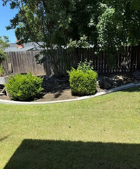 405 Leveland Ln — Photo 20