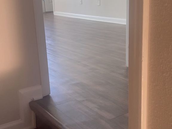 5th image of 11276 Campfield Cir