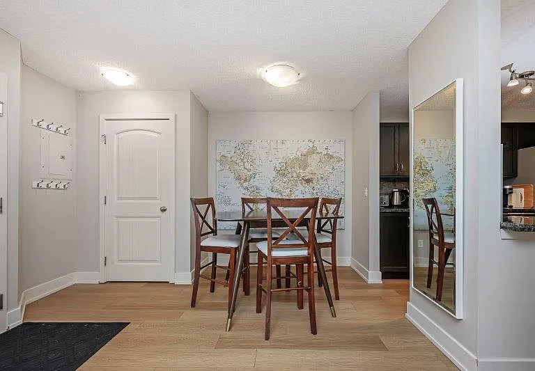220 Village Ter SW #2 — Photo 7