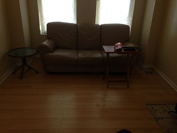 3rd image of 6837 S Calumet Ave