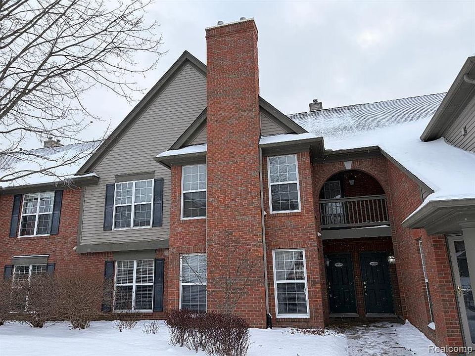 1st image of 28518 Carlton Way Dr