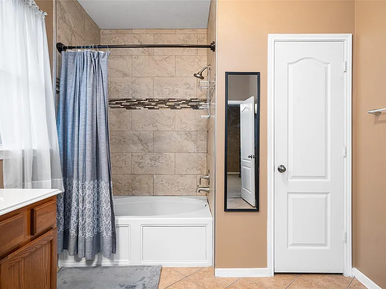 13835 Cane Valley Ct — Photo 24