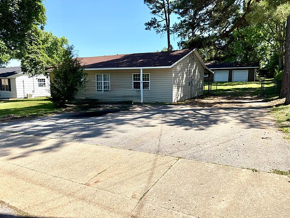 5th image of 10 Burgoyne Drive