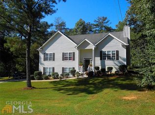 8623 Foxridge Dr, Winston, GA