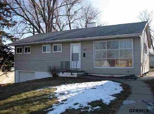 3631 Oak St, Omaha, NE 68105