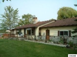 11235 W Broomfield Rd, Remus, MI 49340