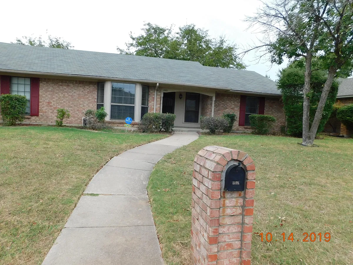 Your New Home - 4401 Yellowleaf Dr