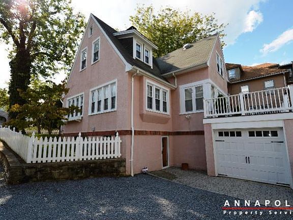 4th image of 18 Southgate Ave