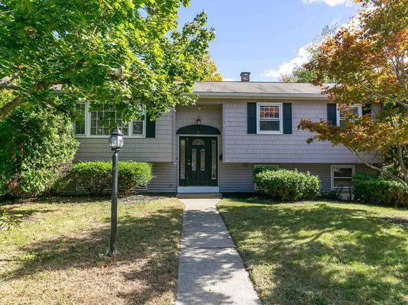22 Westchester Dr, Auburn, MA 01501