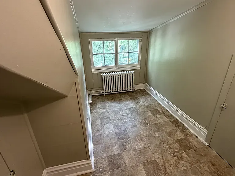 735 Deerfield Rd — Photo 6