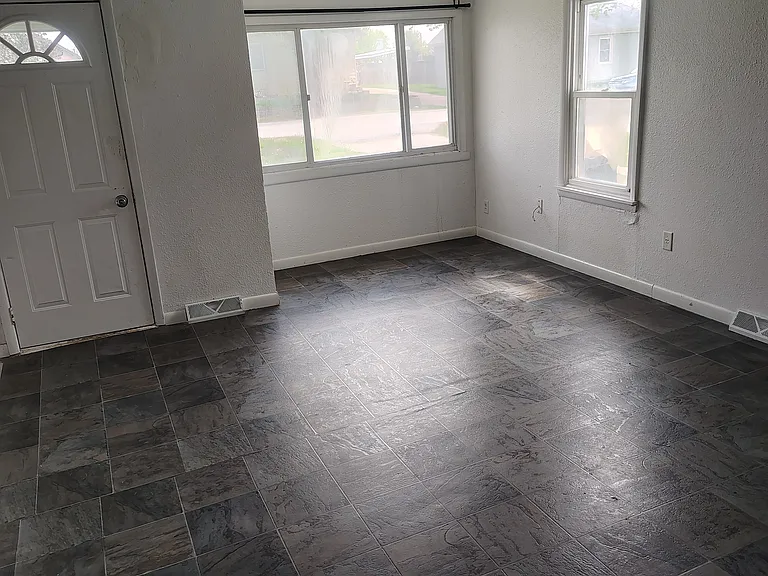 306 Birch Ave #306 — Photo 3