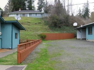 93707 E Dove Ln, North Bend, OR 97459