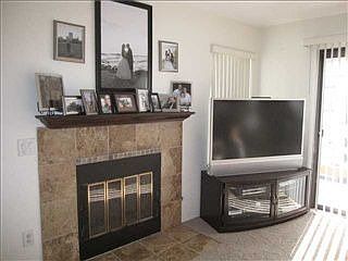 4th image of 9439 Fairgrove Ln Unit 203