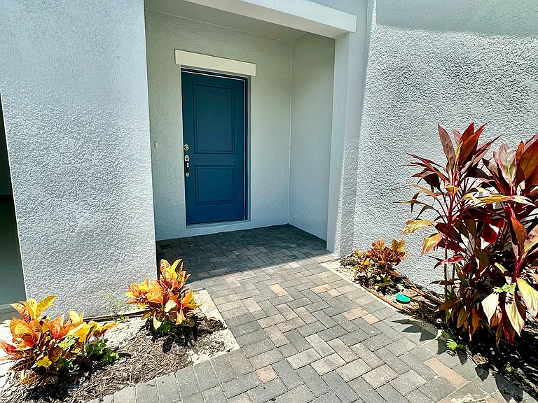 5425 Tripoli Dr — Photo 6